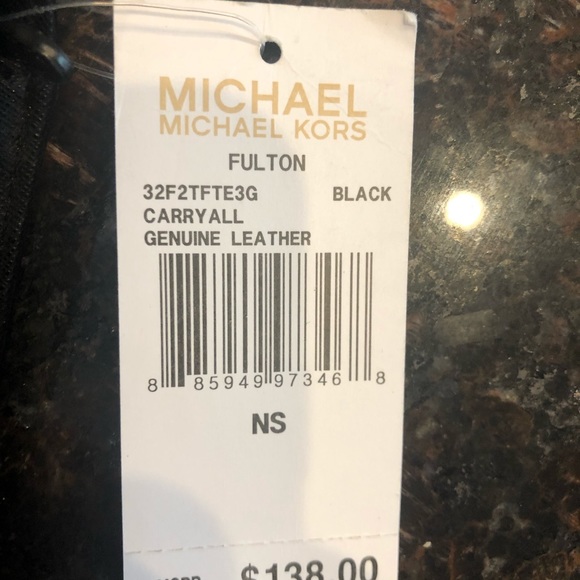 New with tags Michael Kors black leather wallet - Picture 2 of 5